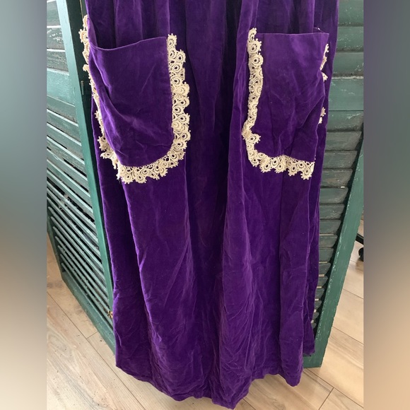 Vintage Couriers purple velvet peasant dress size 7/8 - Picture 6 of 6